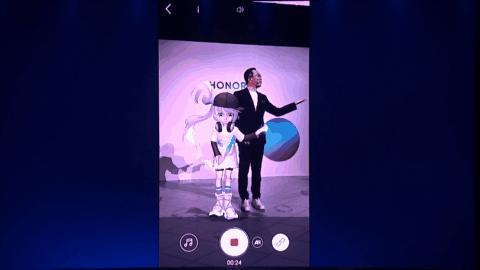 赵明揭秘，iPhone灵动岛灵感源自荣耀，探索日常趣事与荣耀的温情纽带