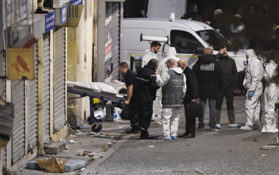 土耳其恐袭事件，一男一女袭击者被打死，多元视角深度剖析