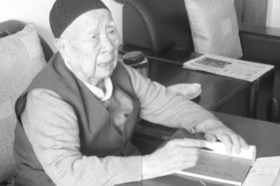 老人养生课堂，买课替代医院，自信与成就感的追求之旅