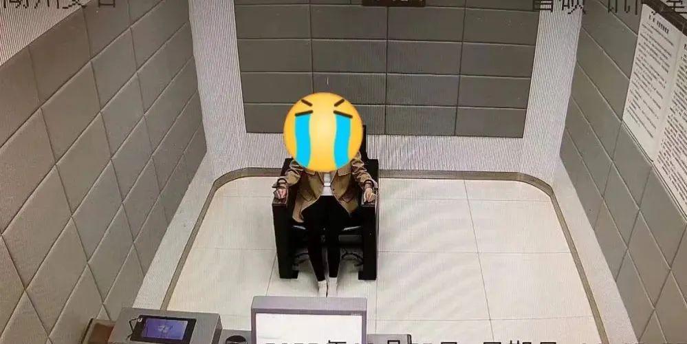 女子离职后举报足道店涉嫌卖淫嫖娼，步骤指南与举报要点解析
