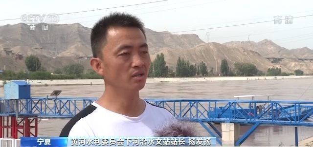 全国多地惊现大海潮现象，探索原因与神秘小巷中的秘密小店