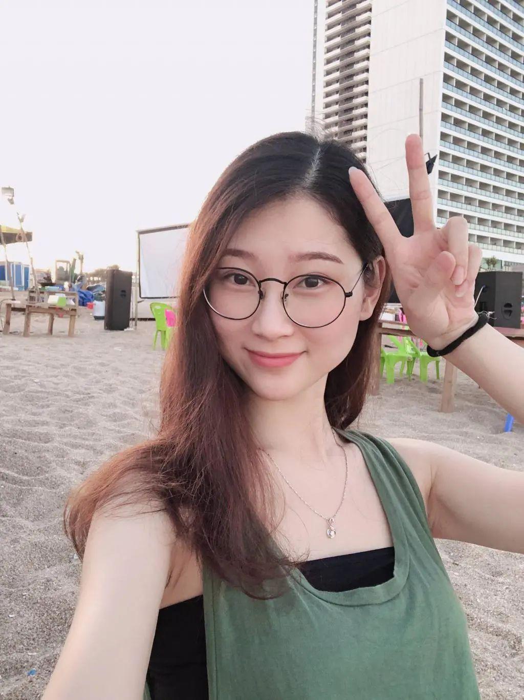 中国最新隐形战机震撼登场，揭秘与骄傲！