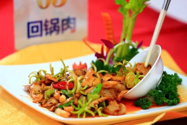 大董最新菜，烹饪盛宴展现自信与成就感的独特魅力